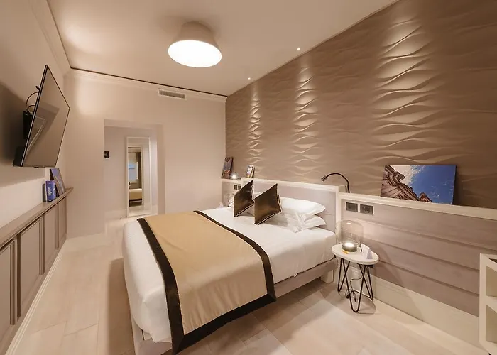 Rhea Silvia Luxury Navona 4*