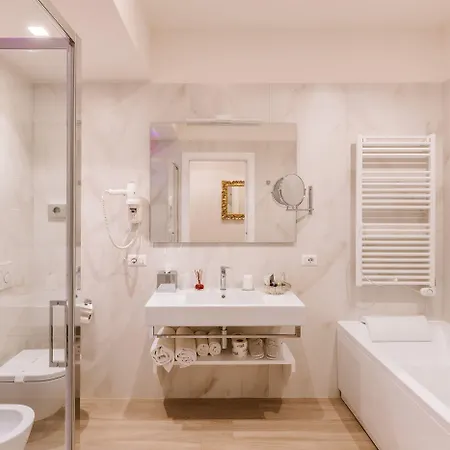 Rhea Silvia Luxury Navona 4*