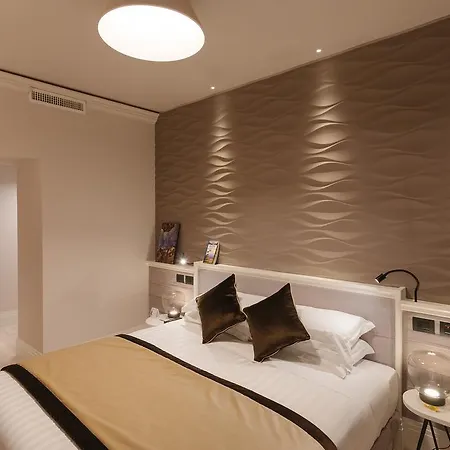Rhea Silvia Luxury Navona Rome