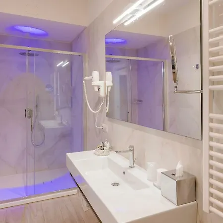 Rhea Silvia Luxury Navona