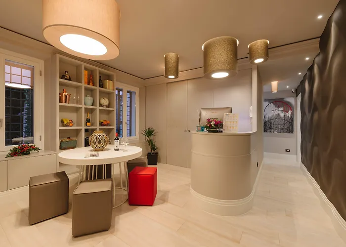 Rhea Silvia Luxury Navona Πανσιόν 4*