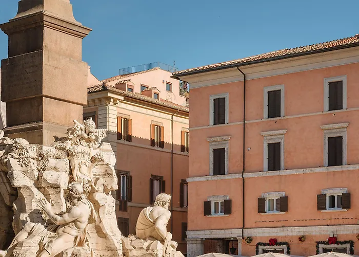 Rhea Silvia Luxury Navona