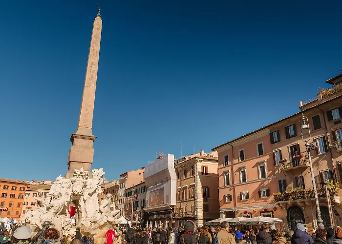 Rhea Silvia Luxury Navona