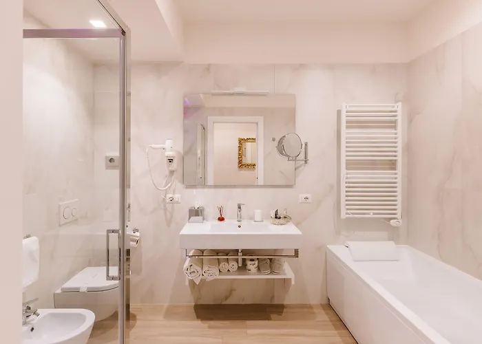 Rhea Silvia Luxury Navona 4*