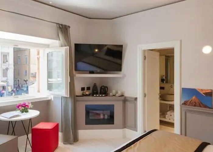 Rhea Silvia Luxury Navona 4*