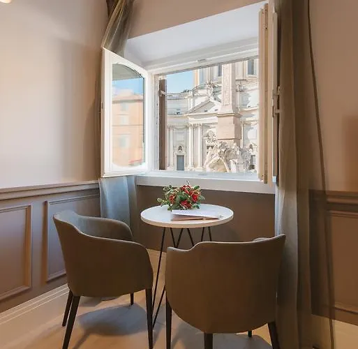 Rhea Silvia Luxury Navona