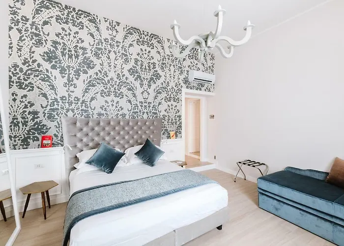 Rhea Silvia Luxury Navona Πανσιόν