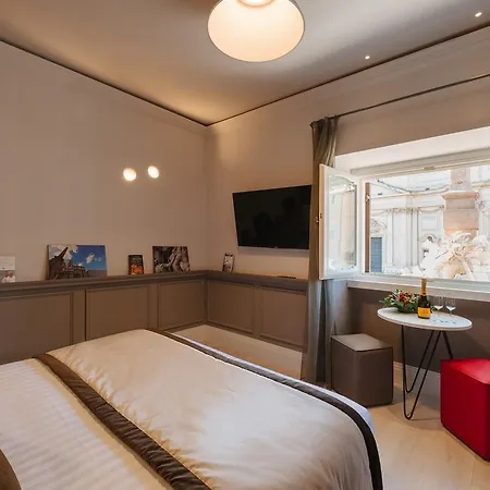 Rhea Silvia Luxury Navona 4*